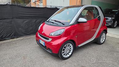 Smart ForTwo 1000 52 kW MHD coupé passion