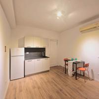 MONOLOCALE in zona Firenze con BALCONE