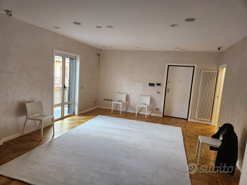 Stanze uso ufficio disponibili