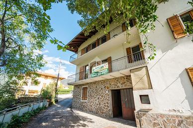 4 LOCALI A ROVERETO