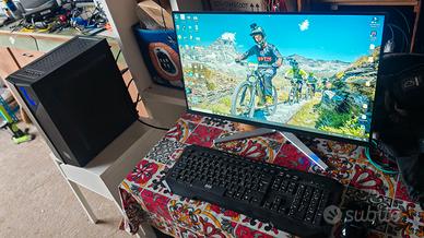 PC Desktop pronto all'uso