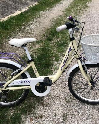 Bicicleta da bambina 