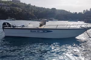 Barca Manò 19 con motore Mercury 40 cv – accessori