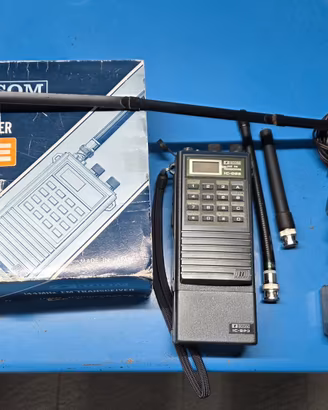 ICOM IC-02E Ricetrasmettitore VHF 140-150 Mhz.
