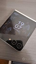 Telefono Galaxy Z Flip 5