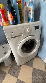Lavatrice Electrolux Rex – Energy Saver – funziona