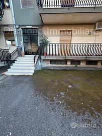 Appartamento con garage ad Aci Catena