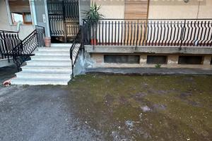 Appartamento con garage ad Aci Catena