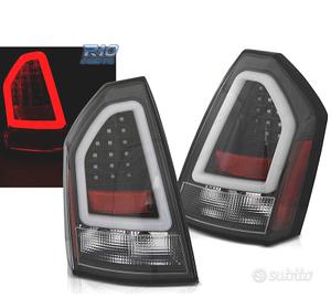 FANALI PER CHRYSLER 300C 05-08 A LED TUBOLARI NERI