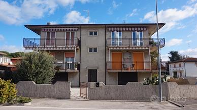 Spazioso appartamento con 2 garage