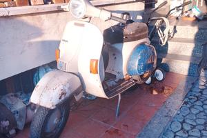 vespa px
