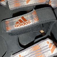 Adidas sandalo in gomma n°42