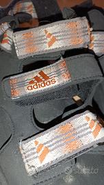Adidas sandalo in gomma n°42