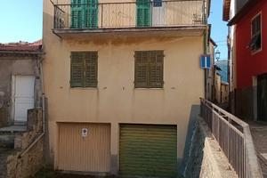 Casa autonoma in centro con garage