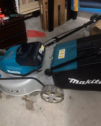 Rasaerba + Soffiatore + Tagliabordi Makita 36V/18V