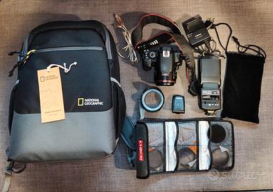 Canon 700d con obbiettivo e accessori 
