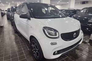 NUOVA SMART FORFOUR IDENTITY BLACK EDITION PASSION