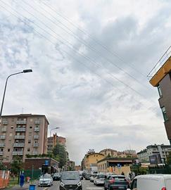 Monolocale zona Vigentino con terrazzo e garage