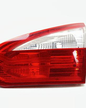 STOP POSTERIORE DESTRO INTEGRATO NEL PORTELLO FORD