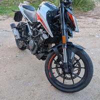 KTM 390 Duke - 2023