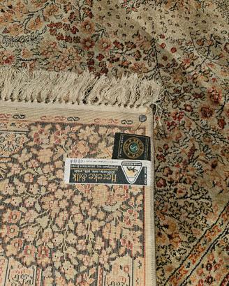 Elegante tappeto in seta – stile Hereke | Made in