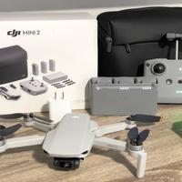 Drone  DJI mini 2 fly more combo con 3 batterie