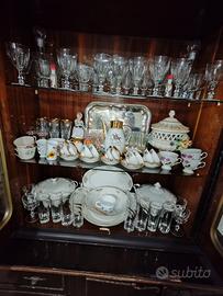 tazze bicchieri piatti antichi