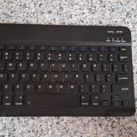 Tastiera Bluetooth Portatile 