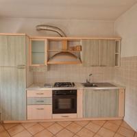 Cucina completa Lunghezza 3.34 x Altezza 2.20mt