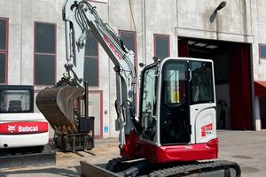 Escavatore tacheuki tb 35 qli anno 2023 ore 1100