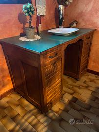 Scrivania artigianale anni 40’ in legno massello