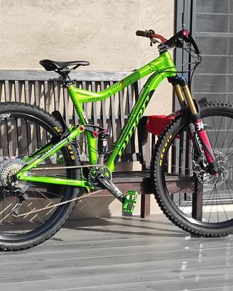 Bici enduro NINER RIP9