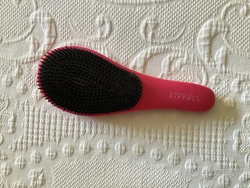 Spazzola capelli sciogli nodi di Emanuela Biffoli