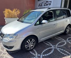 Volkswagen Touran 1.6 Trendline Bifuel GPL di Seri