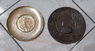 Coppia piatti vintage decorativi da esposizione