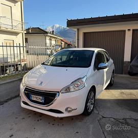 Pegeut 208