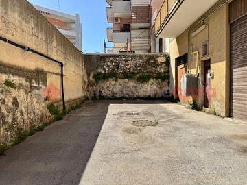 Box/Posto auto Siracusa [Cod. rif 3314612VRG]