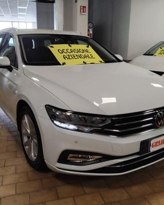 VOLKSWAGEN Passat Variant 2.0 TDI SCR EVO DSG Bu