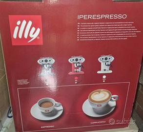 NUOVA macchina da caffe ILLY 