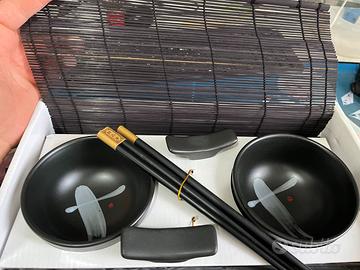 Set da tavola in stile giapponese per ramen