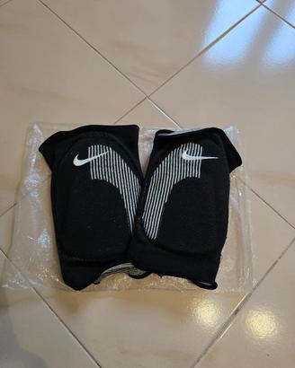 Ginocchiere volley e altri sport