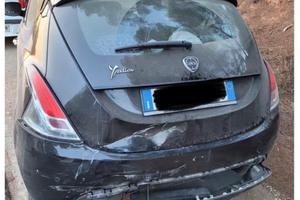 Lancia Ypsilon GPL 2013 -MARCIANTE- incidentata