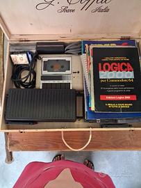 Commodore 64, composto da giochi e istruzioni 