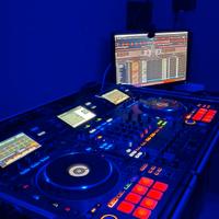 CONSOLLE E IMPIANTO PROFESSIONALE DA DJ