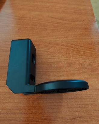 Supporto/ sostegno da presa a parete x Alexa