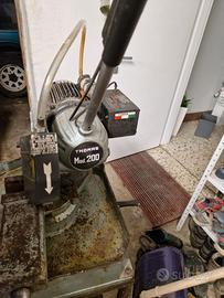 Troncatrice thomas con lama nuova