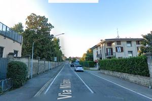 Grazioso monolocale con posto auto a Como