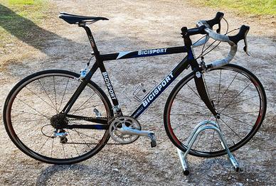 Bici corsa alu-carbo EQUILIBRIO SENZA COMPROMESSI