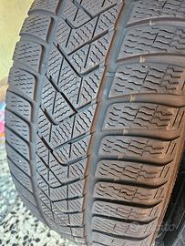 Gomme Pirelli 245 45 r18 M+S