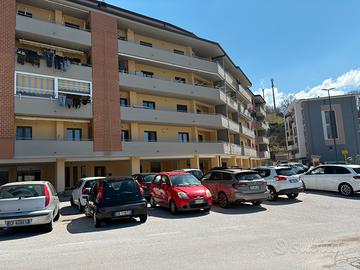 Ampio e luminoso appartamento Macchia Romana